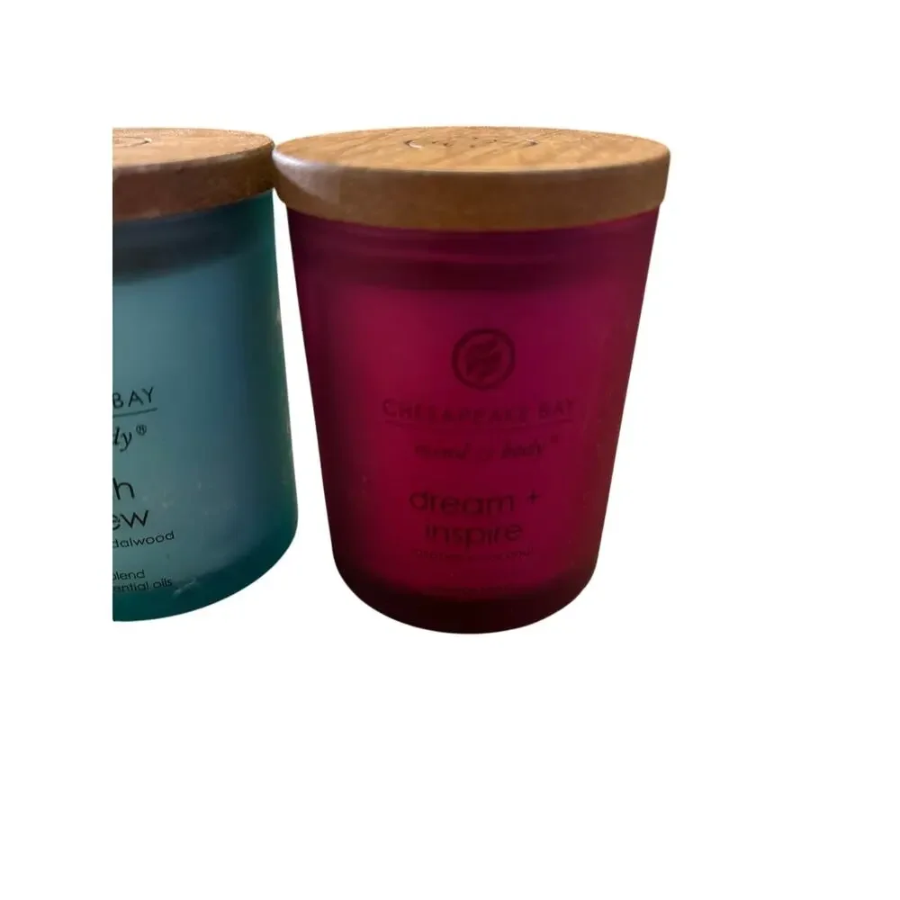 New 2 Chesapeake Bay Candles Coconut🥥Sandalwood Raspberry Coconut🥥size 3x2.75”